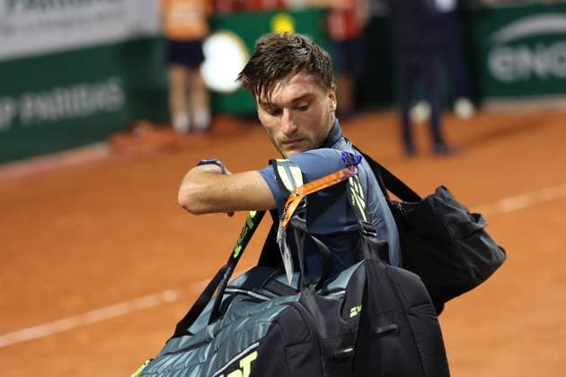 Belgian Raphael Collignon leaves after he lost in the super tie-break in the fifth set during a third round match between Italian Arnaldi and Belgian Collignon, in the men s singles at the Roland Garros French Open tennis tournament, in Paris, France, Saturday 30 May 2026. This year s tournament takes place from 18 May to 07 June. VIRGINIExLEFOUR  x175496476x