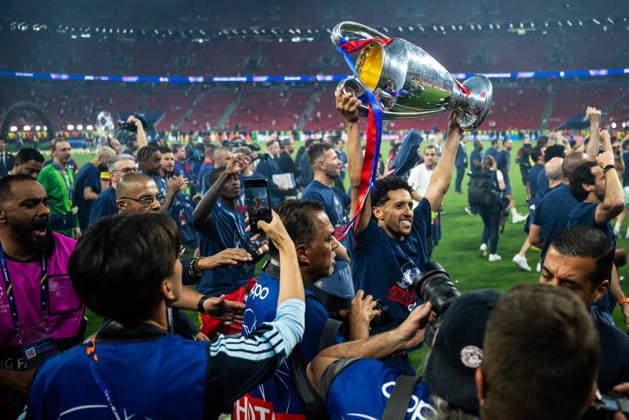 260530 Marquinhos of Paris Saint-Germain celebrates after the UEFA Champions League final match between Paris Saint-Germain and Arsenal on May 30, 2026 in Budapest. Photo: Maxim ThorÃ BILDBYRAN kod MT MT1056 fotboll football soccer fotball uefa champions league champions league paris saint-germain arsenal bbeng interiör jubel Copyright: MAXIMxTHORE BB260530MT289