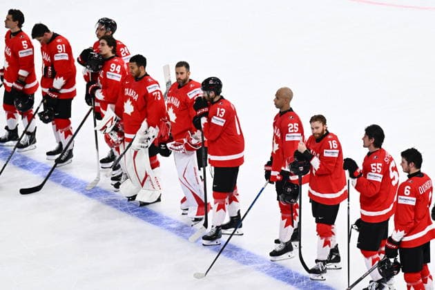 Disappointed players of Canada after the semifinal match Canada vs Finland at the 2026 IIHF Ice hockey, Eishockey World Championship, WM, Weltmeisterschaft on May 30, 2026, Zurich, Switzerland. (CTKxPhoto RadekxPetrasek) CTKPhotoP2026053006175  CTKPhotoP2026053006175