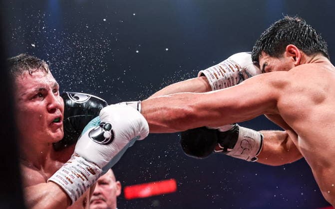 RUSSIA, YEKATERINBURG - MAY 31, 2026: Germany s Michael Eifert (L) and Russia s Dmitry Bivol fight in their main event bout over the IBF and WBA World Light Heavyweight Champion titles as part of an RCC Boxing event at the UGMK Arena RCC Boxing Event In Yekaterinburg, Russia  - ZUMAt113 20260531_zaa_t113_034 Copyright: xDonatxSorokinx