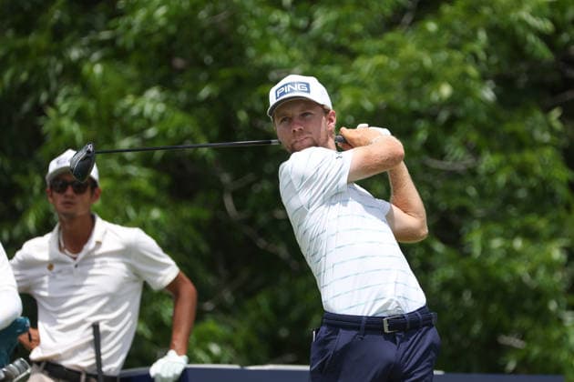 FORT WORTH, TX - MAY 30: Rasmus Neergaard-Petersen (DEN) hits from the 12th tee during the third round of the Charles Schwab Challenge on May 30, 2026 at Colonial Country Club in Fort Worth, TX. (Photo by George Walker Icon Sportswire) GOLF: MAY 30 PGA, Golf Herren Charles Schwab Challenge EDITORIAL USE ONLY Icon26053008