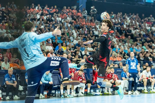 Marti Soler Biescas (MT Melsungen) controls the ball during the handball semi-final of the the Winamax EHF Finals 2026 between MT Melsungen and SG Flensburg-Handewitt at Barclays Arena on May 30, 2026 in Hamburg, Germany. -