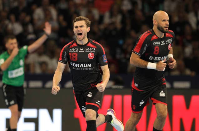 photo : Torjubel bei Florian DROSTEN (Melsungen) und rechts ... Adrian SIPOS Handball Herren am Sa. 30.05.2026 Mens EHF European League , Final Four in Hamburg SG Flensburg - Melsungen, Halbfinale