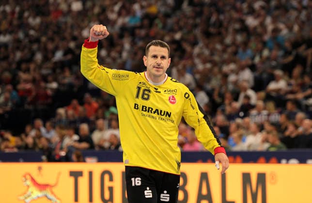 photo : Jubel bei Melsungens überragendem Torhüter Nebojsa SIMIC Handball Herren am Sa. 30.05.2026 Mens EHF European League , Final Four in Hamburg SG Flensburg - Melsungen, Halbfinale