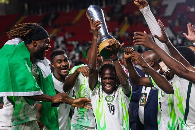 Jamaica v Nigeria, Unity Cup London 2026, Cup Final Nigeria midfielder Ayobami Junior (19) lifts the Unity Cup Trophy after the Unity Cup London 2026 Final match between Jamaica and Nigeria at The Valley, London, UK on 30 May 2026. London The Valley Greater London UK Editorial use only , Copyright: xToyinxOshodix PSI-24348-0088