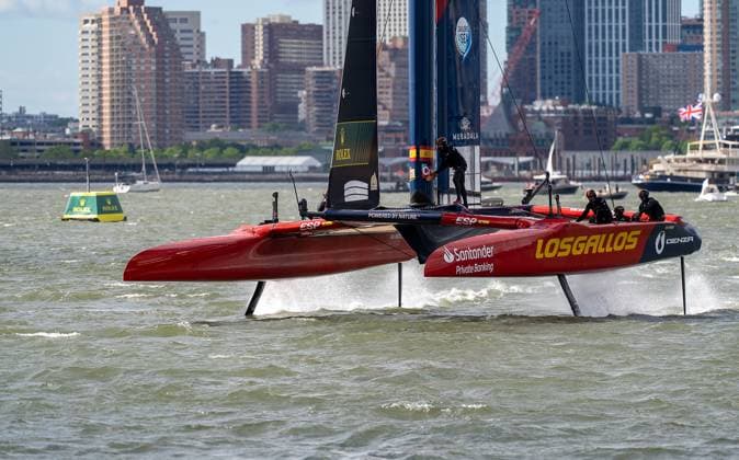 RECORD DATE NOT STATED Mubadala New York SailGP Kicks Off as Spain Takes Early Lead on Opening Day (SPO) Mubadala New York SailGP Kicks Off as Spain Takes Early Lead on Opening Day. May 30,2026, Governors Island, New York, USA: Team Spain competes during the opening day of the Mubadala New York Sail Grand Prix on the Hudson River on Saturday. Jorge Estrellado Thenews2(Foto: Jorge Estrellado Thenews2 imago images) SPO  Copyright: xJorgexEstrelladox