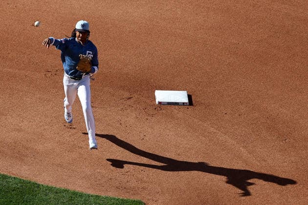 May 30, 2026, Washington D.C, District Of Columbia, United States: Washington, DC; Washington Nationals shortstop CJ Abrams (5) throws to first base during the Major League Baseball game between the Washington Nationals and the San Diego Padres at Nationals Park on Saturday, May 30, 2026. The Nationals beat the Padres 9-4. Washington D.C United States - ZUMAp258 20260530_znp_p258_054 Copyright: xStevexPrakopex