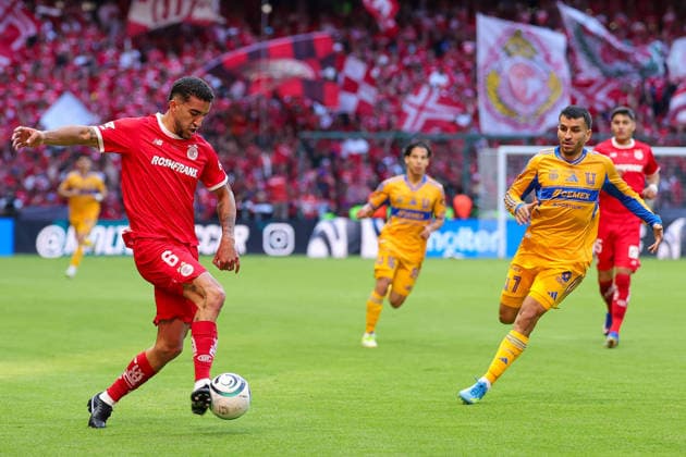 CONCACAF CHAMPIONS CUP 2026 CONCACAF CHAMPIONS CUP 2026 TOLUCA VS TIGRES UANL 30052026 TOLUCA, ESTADO DE MEXICO. Action photo of Federico Pereira (L) of Diablos Rojos del Toluca and Angel Correa (R) of Tigres UANL, during title game of the CONCACAF Champions Cup 2026 at the Estadio Nemesio Diez of Toluca, Estado de Mexico, Mexico. Foto de accion de Federico Pereira (I) de Diablos Rojos del Toluca y Angel Correa (D) de Tigres UANL, durante juego por el titulo de la CONCACAF Champions Cup 2026, celebrado en el Estadio Nemesio Diez de Toluca, Estado de Mexico, Mexico en contra de Tigres UANL. Photo by IMAGENSHOP AGENCIA FOTOGRAFICA TOLUCA ESTADO DE MEXICO MEXICO Copyright: xIMAGENSHOPxAGENCIAxFOTOGRAFICAx