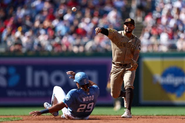 May 30, 2026, Washington D.C, District Of Columbia, United States: Washington, DC; San Diego Padres shortstop Xander Bogaerts (2) throws to first to complete the double play during the Major League Baseball game between the Washington Nationals and the San Diego Padres at Nationals Park on Saturday, May 30, 2026. The Nationals beat the Padres 9-4. Washington D.C United States - ZUMAp258 20260530_znp_p258_030 Copyright: xStevexPrakopex