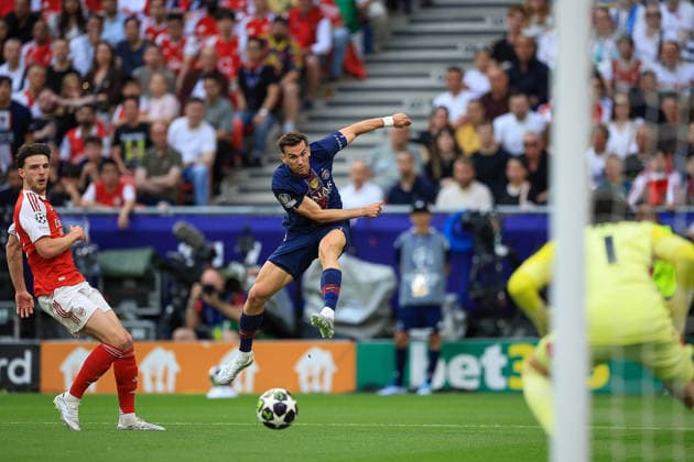 Paris Saint-Germain v Arsenal, Champions League, Final CHANCE Paris Saint-Germain Midfielder Fabian Ruiz (8) during the Champions League Final match between Paris Saint-Germain and Arsenal at Puskas Arena Park, Budapest, Hungary on 30 May 2026. Budapest Puskas Arena Park Hungary Editorial use only , Copyright: xChrisxFoxwellx PSI-24308-0232
