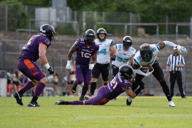 30.05.2026, xhfmx, American Football EFA European Football Alliance, Frankfurt Galaxy - Munich Ravens v.l. Finn Schwarzkopf (Frankfurt Galaxy, 21), Malik Stanley (Munich Ravens, 3) (DFL DFB REGULATIONS PROHIBIT ANY USE OF PHOTOGRAPHS as IMAGE SEQUENCES and or QUASI-VIDEO) Frankfurt am Main
