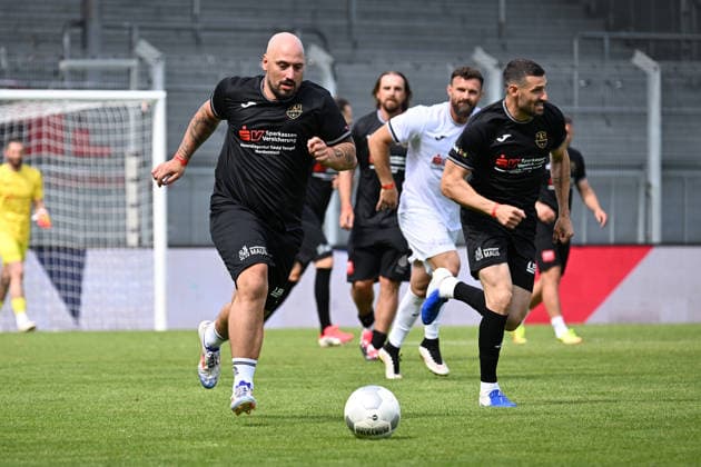 30.05.2026, xsvx, Fussball Langholz Cup 2026, v.l. Timo Gebhart (Eckerlin & Friends) Daniel Caligiuri (Eckerlin & Friends) Wiesbaden