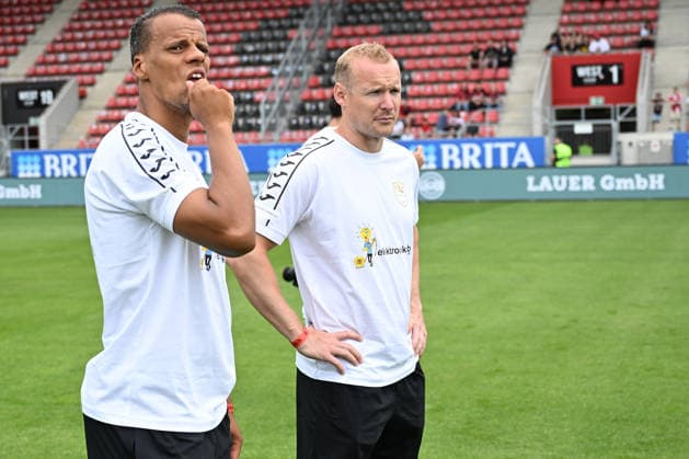 30.05.2026, xsvx, Fussball Langholz Cup 2026, v.l. Timothy Chandler (Eintracht Frankfurt) Sebastian Rode Wiesbaden