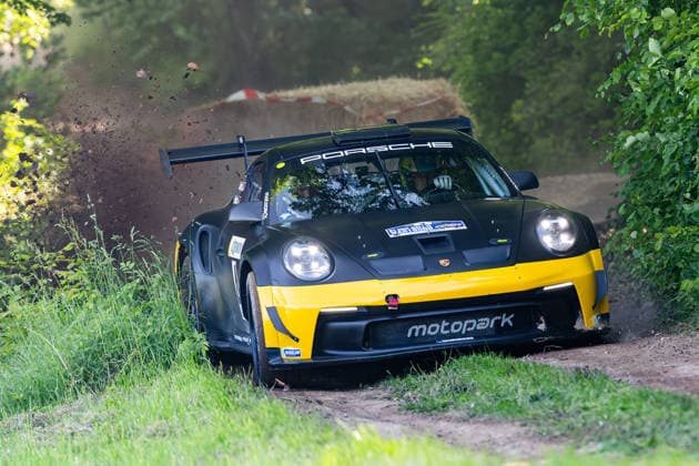 30.05.2026, GER, Motorsport Rallyesport, Maenner Frauen, Saison 2026, 61. RSC-Rallye Wartburg RSC Rallye Super Cup powered by Carunion org. MC Eisenach Team Motopark RUMPFKEIL, Timo (DEU) BERG, H. (DEU) (Porsche 911 Rally GT) Am Samstagnachmittag gingen die Teilnehmer Fahrer auf die letze Wertungsprüfung Flachsgrund powered by Formella Bau GmbH. 99817 Eisenach Festplatz Spicke Thüringen Deutschland