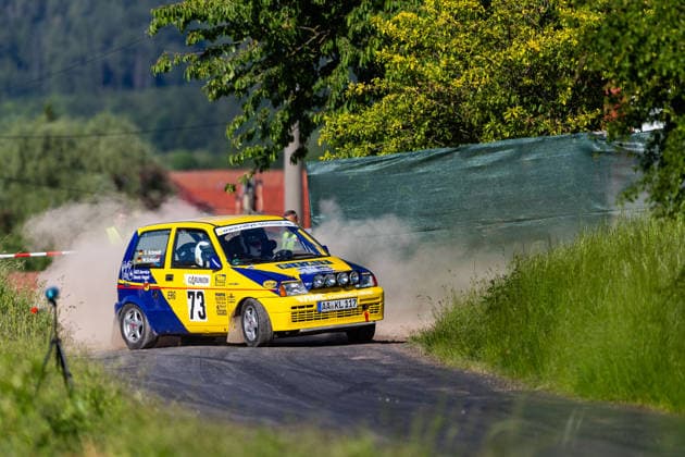 30.05.2026, GER, Motorsport Rallyesport, Maenner Frauen, Saison 2026, 61. RSC-Rallye Wartburg RSC Rallye Super Cup powered by Carunion org. MC Eisenach SCHMIDT, Michael (DEU) SCHMIDT, Sascha (DEU) (Fiat Cinquecento AMC Schwaebisch Gmuend) Am Samstagnachmittag gingen die Teilnehmer Fahrer auf die letze Wertungsprüfung Flachsgrund powered by Formella Bau GmbH. 99817 Eisenach Festplatz Spicke Thüringen Deutschland