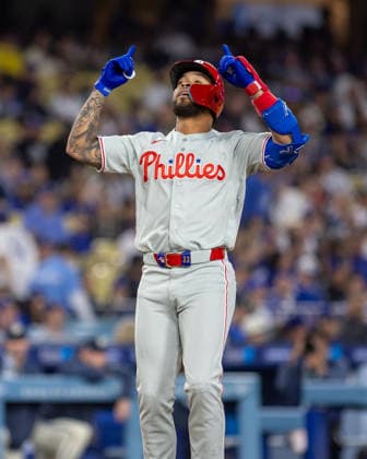 May 30, 2026, Los Angeles, California, USA: Philadelphia Phillies, Edmundo Sosa runs the bases after after hitting a 2 run home run against the Los Angeles Dodgers at Dodgers Stadium on Saturday, May 30, 2026, in Los Angeles. The Philadelphia Phillips won the game 4-3. Los Angeles USA - ZUMAa60_ 0857955919st Copyright: xArmandoxArorizox