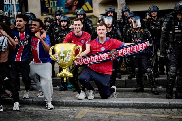 Paris supporters celebrate PSG s victory in 2026 Champions League on Champs-Elysees, on May 30, 2026. - 30 05 2026 - France Paris -  AntoninxBuratx xLexPictorium LePictorium_0335113
