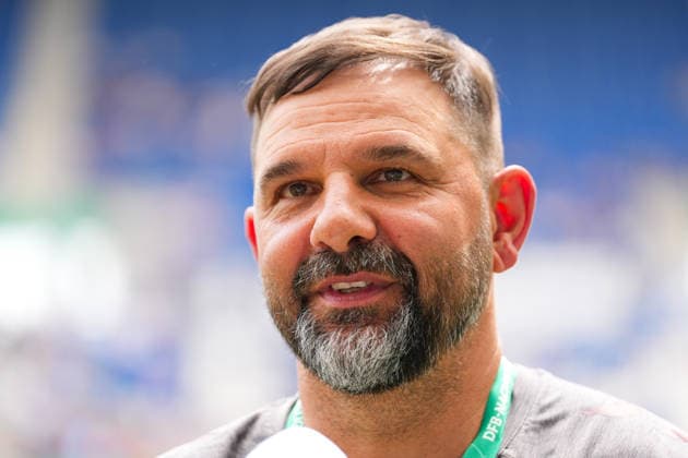 31.05.2026, xydrx, Herren, Fußball, U19 DFB-Nachwuchsliga, Finale, TSG 1899 Hoffenheim - 1.FC Köln, Saison 2025 2026, PreZero Arena: Stefan Ruthenbeck (Trainer U19 1.FC Köln) DFB regulations prohibit any use of photographs as image sequences and or quasi-video. Copyright: HMBxMedia YannisxDreimann