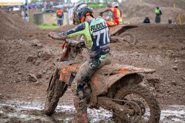 MXGP of Teutschenthal 2026 Teutschenthal, Deutschland 31. Mai 2026 Im Bild:Rudolph Leon KTM GER DMSB KTM Sarholz Racing Team hat Probleme mit seiner Maschine Teutschenthal Motocross Strecke Talkessel Sachsen-Anhalt Deutschland