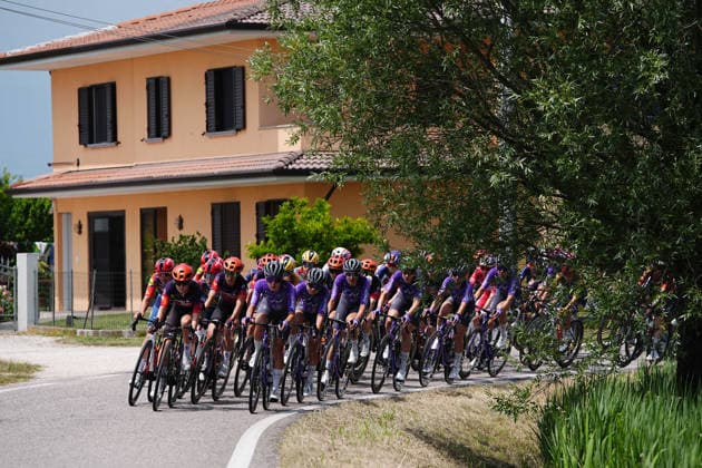 The race during Stage 2 of the Giro d™Italia Women, from Roncade to Caorle, Italy, Sunday, May 31, 2026  Copyright: xMarcoxAlpozzi LaPressex
