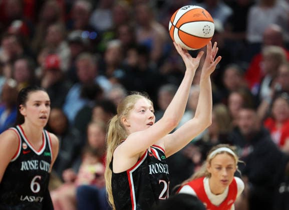 2026 WNBA, Basketball Damen, USA Indiana Vs Portland MAY 30 May 30, 2026: Portland Fire guard Frieda Buhner (20) takes a free throw during the WNBA game between the Portland Fire and the Indiana Fever at the Rose Garden, Portland, OR. Larry C. Lawson CSM (Cal Media via AP Images) (Credit Image: Â Larry C. Lawson Cal Sport Media) Portland Or USA EDITORIAL USE ONLY Copyright: xx ZUMA-20260530_zma_c04_089.jpg LarryxC.xLawsonx csmphotothree492220