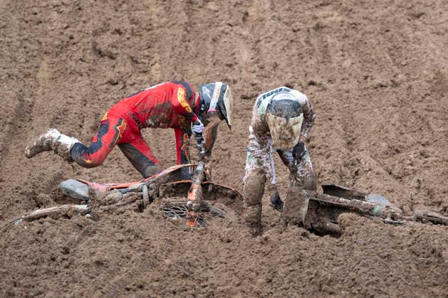 MXGP of Teutschenthal 2026 Teutschenthal, Deutschland 31. Mai 2026 Im Bild:v.li.Schudel Remo KTM SUI SWISSMOTO und Sools Sandro KTM SWE SVEMO Teutschenthal Motocross Strecke Talkessel Sachsen-Anhalt Deutschland
