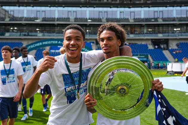 31.05.2026, xydrx, Herren, Fußball, U19 DFB-Nachwuchsliga, Finale, TSG 1899 Hoffenheim - 1.FC Köln, Saison 2025 2026, PreZero Arena: Spieler der TSG 1899 Hoffenheim bejubeln den Sieg im Finale der U19 DFB-Nachwuchsliga DFB regulations prohibit any use of photographs as image sequences and or quasi-video. Copyright: HMBxMedia YannisxDreimann