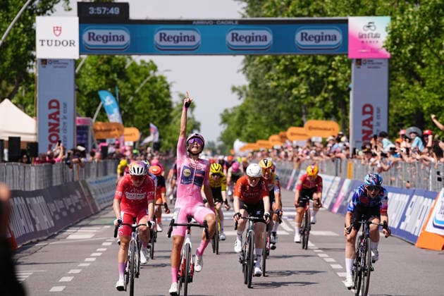 Italy™s Elisa Balsamo of Lidl - Trek™s (Pink jersey) winner of the stage during Stage 2 of the Giro d™Italia Women, from Roncade to Caorle, Italy, Sunday May 31, 2026  Copyright: xMarcoxAlpozzi LaPressex