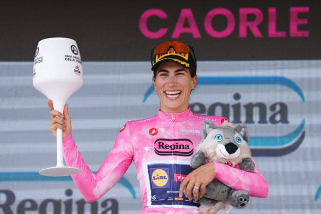 Italy™s Elisa Balsamo of Lidl - Trek™s (Pink jersey) winner of the stage on the podium during Stage 2 of the Giro d™Italia Women, from Roncade to Caorle, Italy, Sunday May 31, 2026  Copyright: xDavidexSpada LaPressex