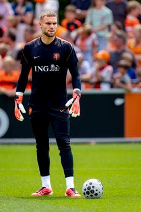 ZEIST - Netherlands goalkeeper Bart Verbruggen during Dutch national team, Nationalteam training at the KNVB Campus on May 31, 2026 in Zeist, the Netherlands. (Photo by DeFodi Images) -