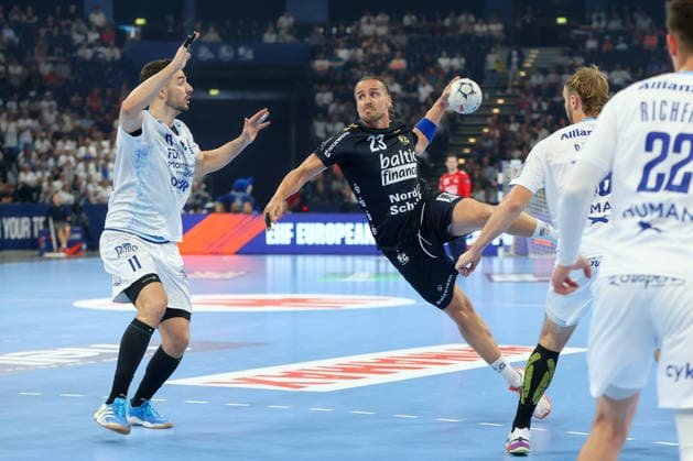 31.05.2026 ,xgox, Handball - Handball - EHF European League, Spiel um Platz 3 Montpellier Handball - SG Flensburg-Handewitt emspor, v.l. Kent Robin Tonnesen (Tönnesen, Flensburg, 23) zs Hamburg