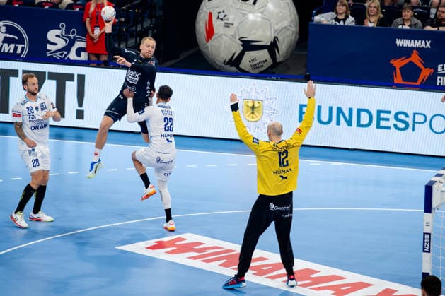 Hamburg, 31.05.2026, Handball, Herren, EHF European League Men 2025 26, Spiel um Platz 3, Montpellier HB - SG Flensburg-Handewitt Simon Pytlick (SG Flensburg-Handewitt, 2) beim Torwurf