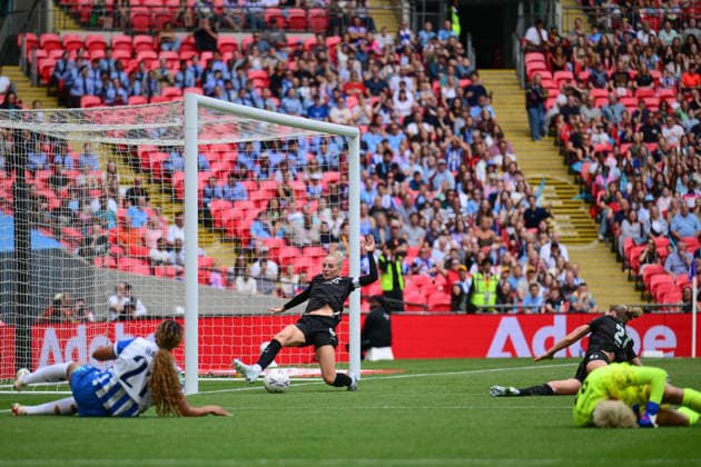 Ayaka Yamashita of Manchester City Women is down and Brighton Women shoot against an open net to find Alex Greenwood of Manchester City Women there to save during the Women s FA Cup Final match between Brighton & Hove Albion Women and Manchester City Women at Wembley Stadium, London, England on 31 May 2026. Copyright: xPhilxHutchinsonx 45000009
