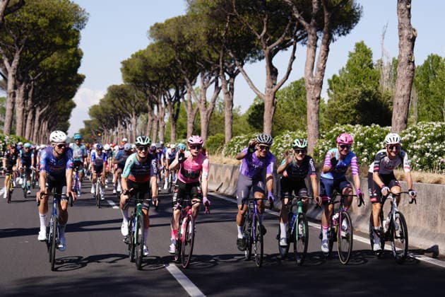 Danish riders, in the middle Denmark™s Jonas Vingegaard during Stage 21 of the Giro d™Italia from Rome to Rome, Italy. Monday May 31, 2026  Copyright: xFabioxFerrari LaPressex