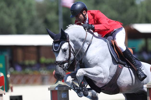 EQUITATION - International Equitation - Piazza di Siena - 93rd CSIO of Rome 2026 Photo by IPA ABACAPRESS.COM85213653 - Rome, May 31, 2026: Piergiorgio BUCCI with the horse Pallieter Vd N.Ranch wins the trophy in the Great International Show of PREMIO No. 9 - ROLEX GRAN PREMIO ROMA Two-heat category - h. 160 among the most anticPhoto by IPA ABACAPRESS.COMted moments of the horse competition. The best international riders and teams compete on a technical and spectacular course for a prize pool of Ä500,000 Rome Italy  Copyright: xIPAxSport ABACAx