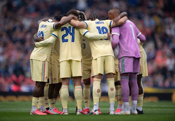 Scotland v Curacao - International Friendly, Länderspiel, Nationalmannschaft GLASGOW, SCOTLAND - MAY 30: The Curacao players form a huddle before the international friendly match between Scotland and Curacao at Hampden Park on May 30, 2026 in Glasgow, United Kingdom. Glasgow Hampden Park Scotland United Kingdom Copyright: xVisionhausx 776491304