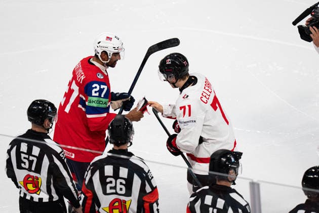 Sport Bilder des Tages WINTER SPORTS - Ice hockey, Eishockey - IIHF World Championship, WM, Weltmeisterschaft - Bronze Medal - Canada vs. Norway Photo by IPA ABACAPRESS.COM85214590 - 71 CELEBRINI Macklin, 27 MARTINSEN Andrea during IIHF World Championship - Bronze Medal - Canada vs Norway, Ice Hockey in Zurich, Switzerland, May 31 2026 Zurigo Switzerland  Copyright: xIPAxSport ABACAx