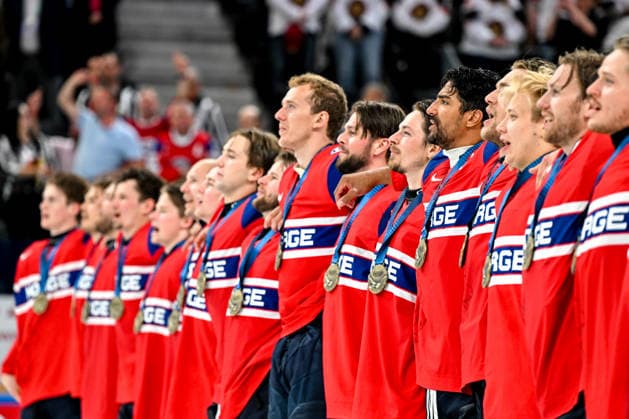 ZURICH, SWITZERLAND - MAY 31: Norway celebrate winning the bronze medal during the 2026 IIHF Ice hockey, Eishockey World Championship, WM, Weltmeisterschaft Switzerland Bronze medal game between Canada and Norway at Swiss Life Arena on May 31, 2026 in Zurich, Zurich. Zurich Swiss Life Arena Zurich Switzerland Copyright: xJustPictures.ch AndreaxBrancax jp-en-EuSpIm-JP7_ANB_CanNor_31052026_8444