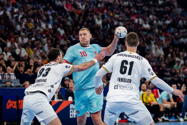 Hamburg, 31.05.2026, Handball, Herren, EHF European League Men 2025 26, Finale, THW Kiel - MT Melsungen Dainis Kristopans (MT Melsungen, 10) beim Wurf aus dem Rückraum