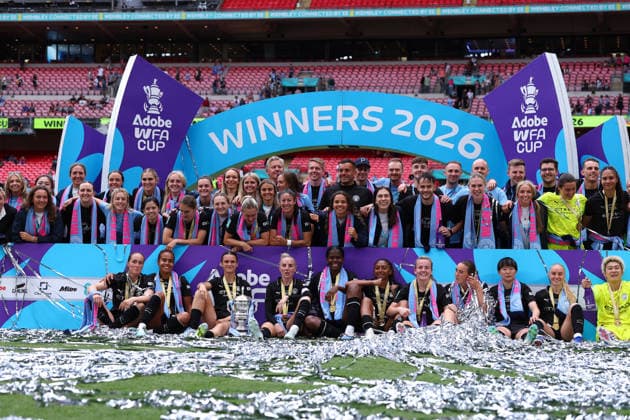 London, England, 31st May 2026. Manchester City women™s team celebrate after the Brighton Women vs Manchester City Women The Women s FA Cup match at Wembley Stadium, London. Picture credit should read: Paul Terry Sportimage EDITORIAL USE ONLY. No use with unauthorised audio, video, data, fixture lists, club league logos or live services. Online in-match use limited to 120 images, no video emulation. No use in betting, games or single club league player publications. SPI_056_PT_Brighton_W_Man_City_W SPI-4831-0056