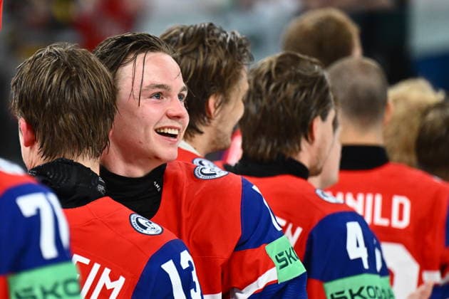 Noah Steen of Norway celebrates after winning the bronze medal match Canada vs Norway at the 2026 IIHF Ice hockey, Eishockey World Championship, WM, Weltmeisterschaft in Zurich, Switzerland, May 31, 2026. (CTKxPhoto RadekxPetrasek) CTKPhotoP2026053104764  CTKPhotoP2026053104764