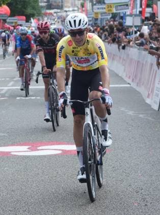 3eme Etape BOUCLE DE LA MAYENNE - 31 05 2026 Benoit Cosnefroy during the of the Boucles de la Mayenne - CrÃ dit Mutuel, UCI ProSeries Cycling event, 3eme Etape Cosse le Vivien - Laval on 31 May 2026 in Laval, France: photos Laurent Lairys , LAVALFrance  Copyright: xLaurentxLairysx