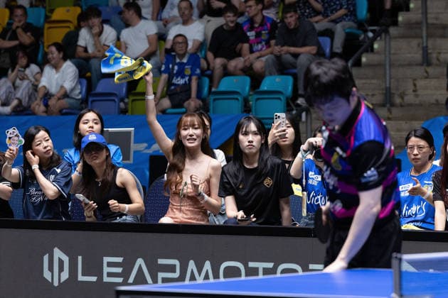 fans from Fan Zhendong (CHN 1.FC Saarbruecken-TT) support during the final matches of the Liebherr TTBL Final4 Borussia Düsseldorf - FC Saarbrücken Tischtennis at the Süwag Energie ARENA on May 31, 2026, in Frankfurt, Germany Frankfurt Süwag Energie ARENA Hessen Germany Copyright: xJoaquimxFerreirax