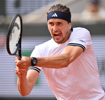 2026 French Open, Roland-Garros - Day 8 PARIS, FRANCE - MAY 31: Alexander Zverev of Germany in action against Jesper de Jong of Netherlands during their men s singles match on day 8 of the French Open tennis tournament at the Roland-Garros Complex in Paris on May 31, 2026. Mustafa Yalcin Anadolu Paris France. Editorial use only. Please get in touch for any other usage.  Copyright: x2026xAnadoluxMustafaxYalcinx