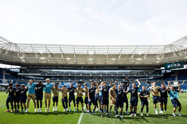 U19-DFB-Nachwuchsliga A, 2025 2026, Finale: TSG Hoffenheim U19 - 1. FC Köln U19; 31.05.2026 TSG 1899 Hoffenheim U19 bejubeln Sieg mit den Fans U19-DFB-Nachwuchsliga A, 2025 2026, Finale: TSG Hoffenheim U19 - 1. FC Köln U19; PreZero Arena, Sinsheim; 31.05.2026 DFB regulations prohibit any use of photographs as image sequences and or quasi video. Copyright: xBEAUTIFULxSPORTS Buriakovx