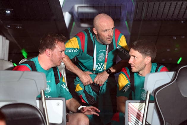 Trainer Bundestrainer Julian NAGELSMANN (GER) und sein Trainerteam Besprechung im Mannschaftsbus, Deutschland (GER) - Finnland (FIN) Fussball Laenderspiel,Freundschaftsspiel, am 3105.2026, Mewa Arena Mainz Deutschland. UEFA regulations prohibit any use of photographs as image sequences and or quasi-video Â