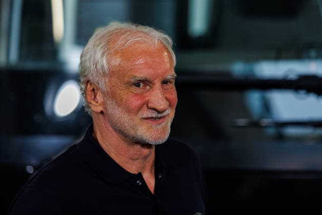 MAINZ, GERMANY - MAY 31: The bus with the German team arrives before the International Friendly, Länderspiel, Nationalmannschaft Germany vs. Finland at MEWA Arena on May 31, 2026 in Mainz, Germany. Rudi Völler with a smile Rhineland-Palatinate Germany Copyright: xStephanxHahnex