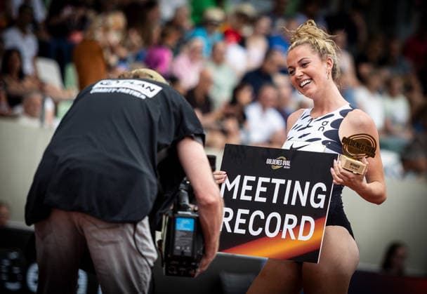 Goldenes Oval; Dresden, 31.05.2026 Freut sich über den 800m-Sieg bei den Frauen und einen neuen Meetingrekord: Smilla Kolbe (GER Germany); Leichtathletik-Meeting Goldenes Oval am 31.05.2026 im Heinz-Steyer-Stadion in Dresden (Sachsen). Copyright: xBEAUTIFULxSPORTS R.xSchmittx