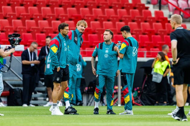 MAINZ, GERMANY - MAY 31: during the International Friendly, Länderspiel, Nationalmannschaft Germany vs. Finland at MEWA Arena on May 31, 2026 in Mainz, Germany. The German walks on the pitch; Leon Goretzka (Germany, 8) Nick Woltemade (Germany, 11) David Raum (Germany, 22); Aleksandar Pavlovic (Germany, 5) Rhineland-Palatinate Germany Copyright: xStephanxHahnex