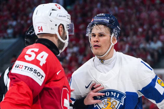 260531 Christian Marti of Switzerland and Jesse Puljujärvi of Finland during the 2026 IIHF Ice hockey, Eishockey World Championship, WM, Weltmeisterschaft final between Switzerland and Finland on May 31, 2026 in Zürich. Photo: Jesper Zerman BILDBYRAN kod JZ JZ0742 ishockey ice hockey ishockey-vm 2026 vm 2026 iihf world championship final switzerland schweiz finland bbeng Copyright: JESPERxZERMAN BB260531JZ156